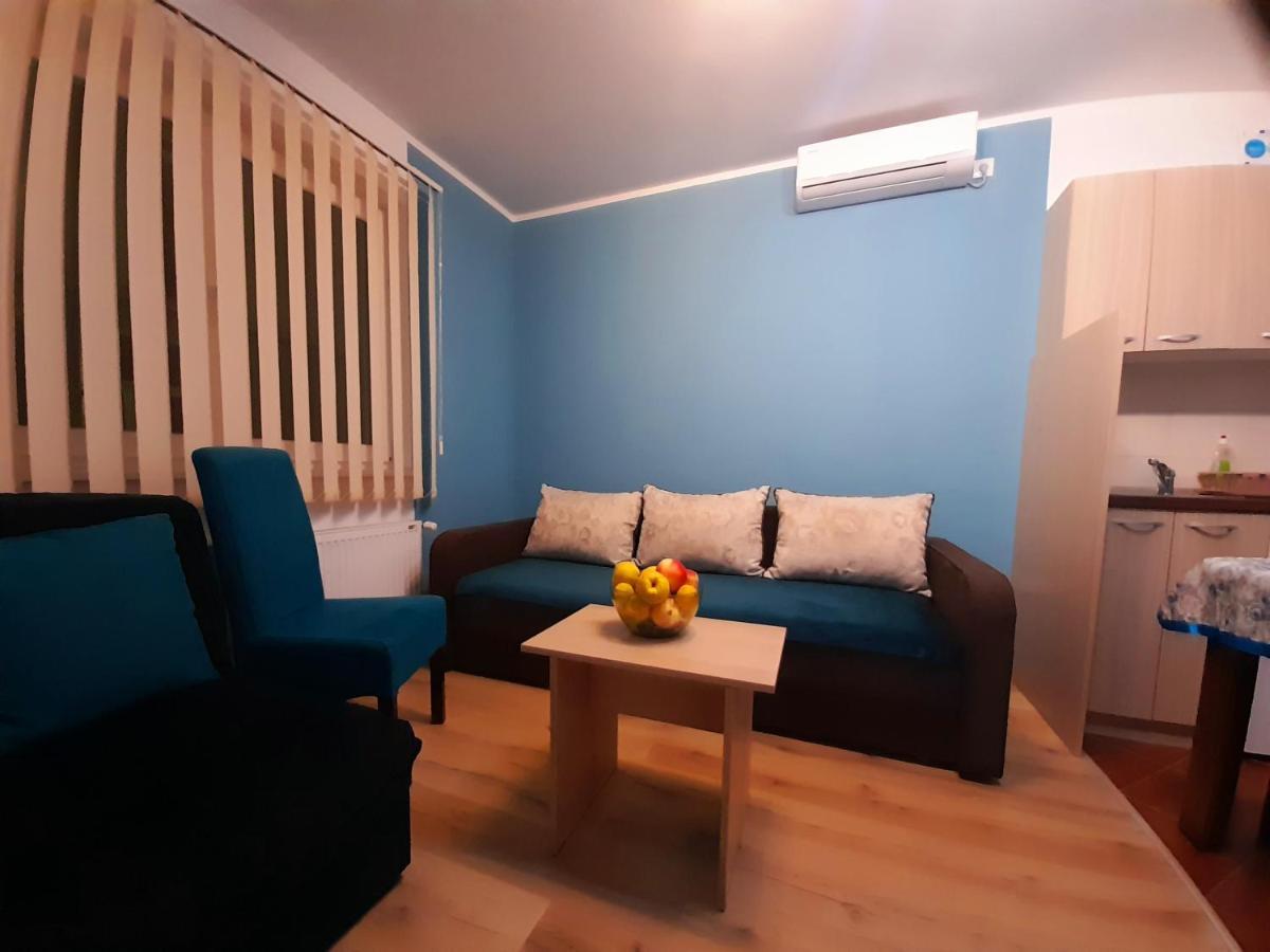 Kety Apartments Kragujevac Pokoj fotografie